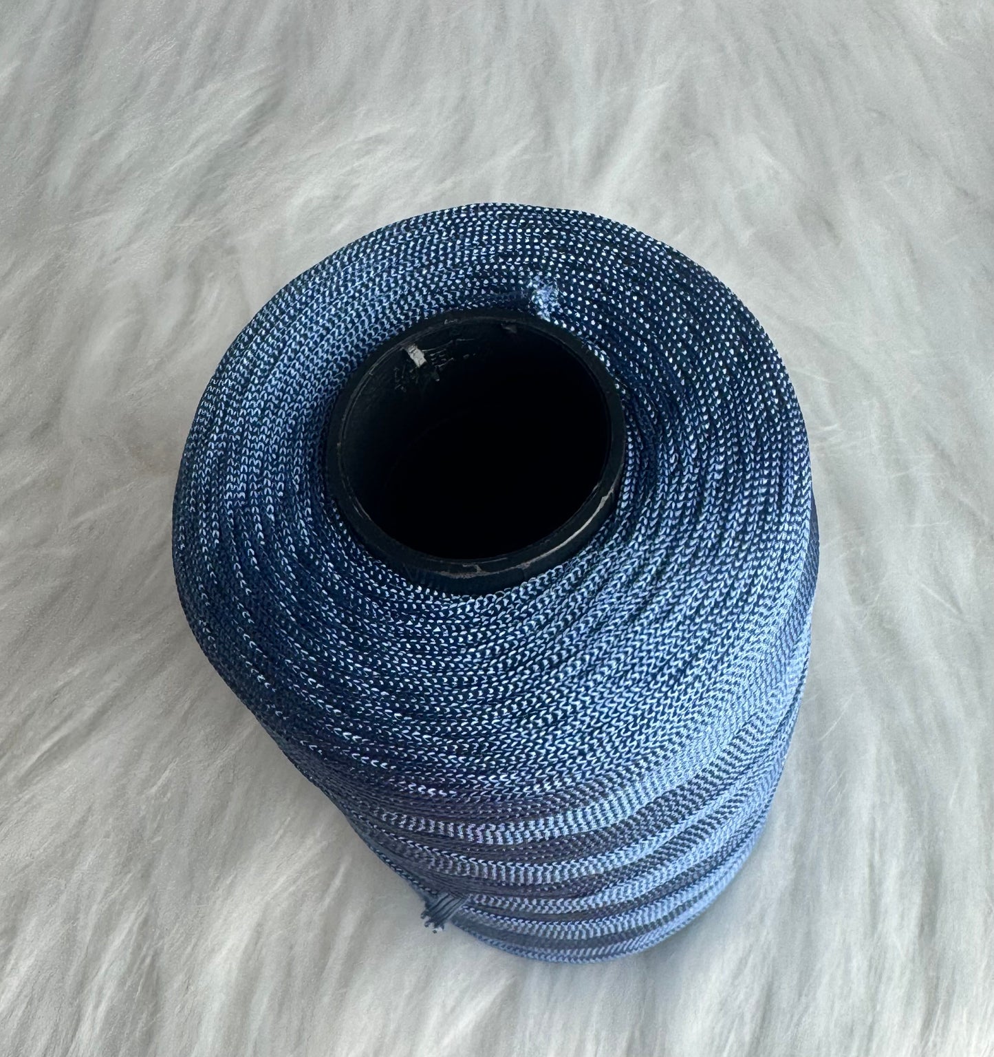 Flat yarn